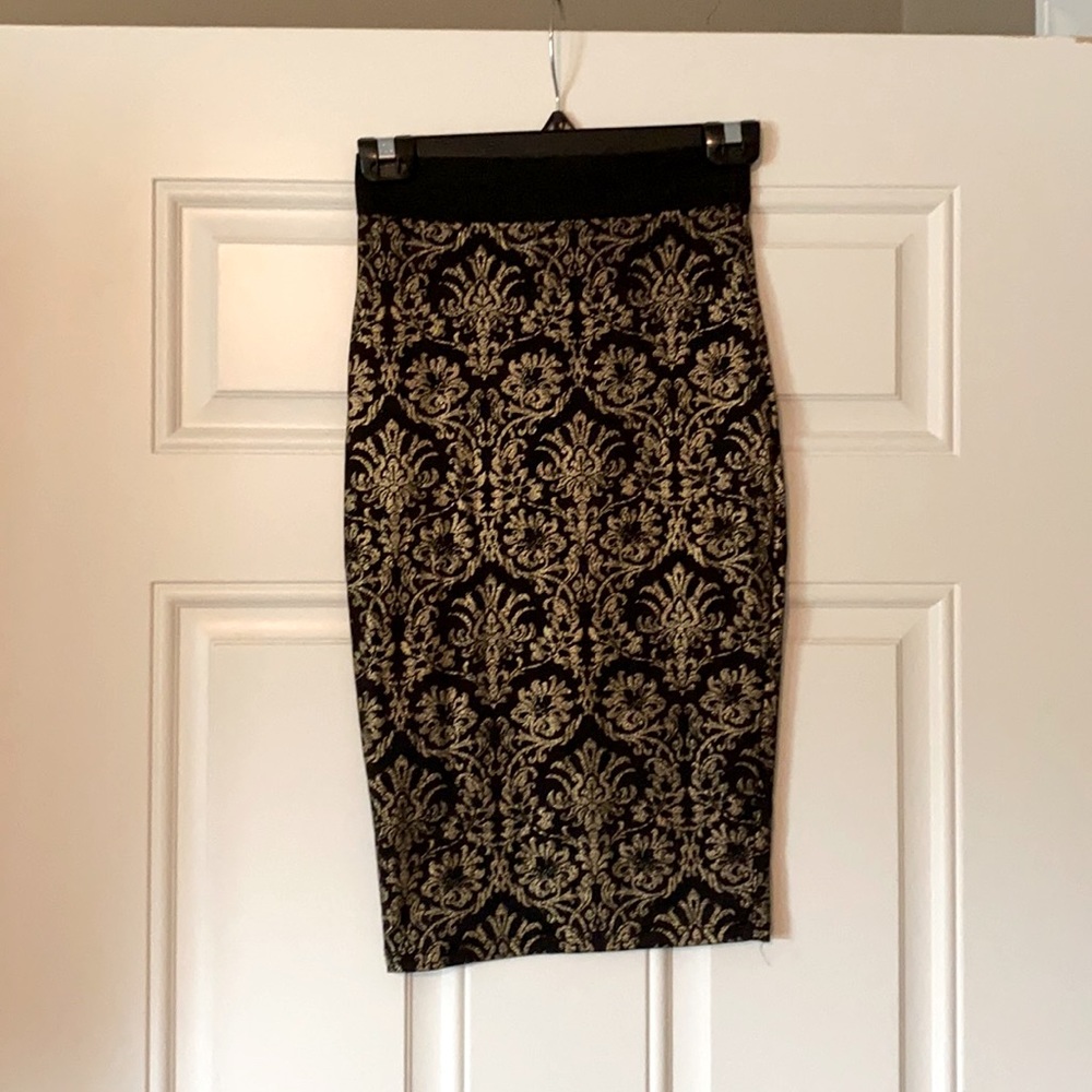 Forever 21 skirt